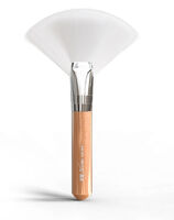 Clean Dust Removal Brush - Image 1